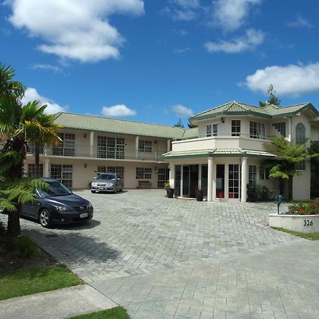ซิลเวอร์ เฟิร์น แอคคอมโมเดชั่น แอนด์ สปา Motel โรโตรัว ภายนอก รูปภาพ Silver Fern Lodge