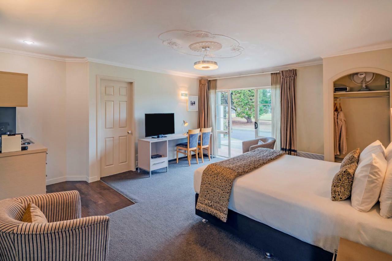 ซิลเวอร์ เฟิร์น แอคคอมโมเดชั่น แอนด์ สปา Motel โรโตรัว ภายนอก รูปภาพ A typical hotel room