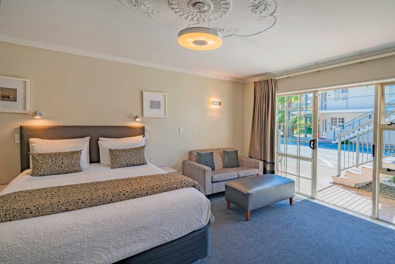 ซิลเวอร์ เฟิร์น แอคคอมโมเดชั่น แอนด์ สปา Motel โรโตรัว ภายนอก รูปภาพ A typical room at the hotel