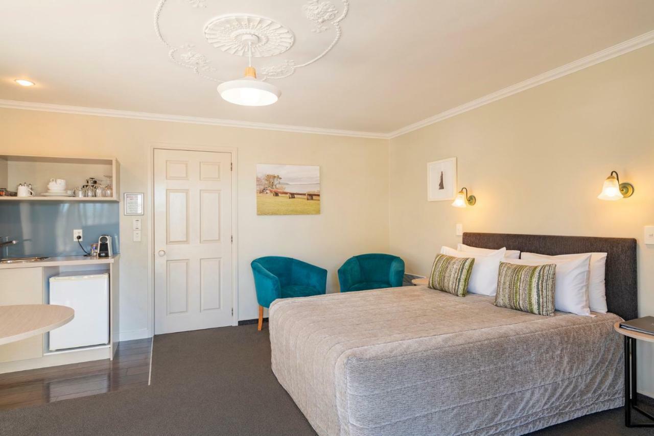 ซิลเวอร์ เฟิร์น แอคคอมโมเดชั่น แอนด์ สปา Motel โรโตรัว ภายนอก รูปภาพ A studio apartment in New Zealand