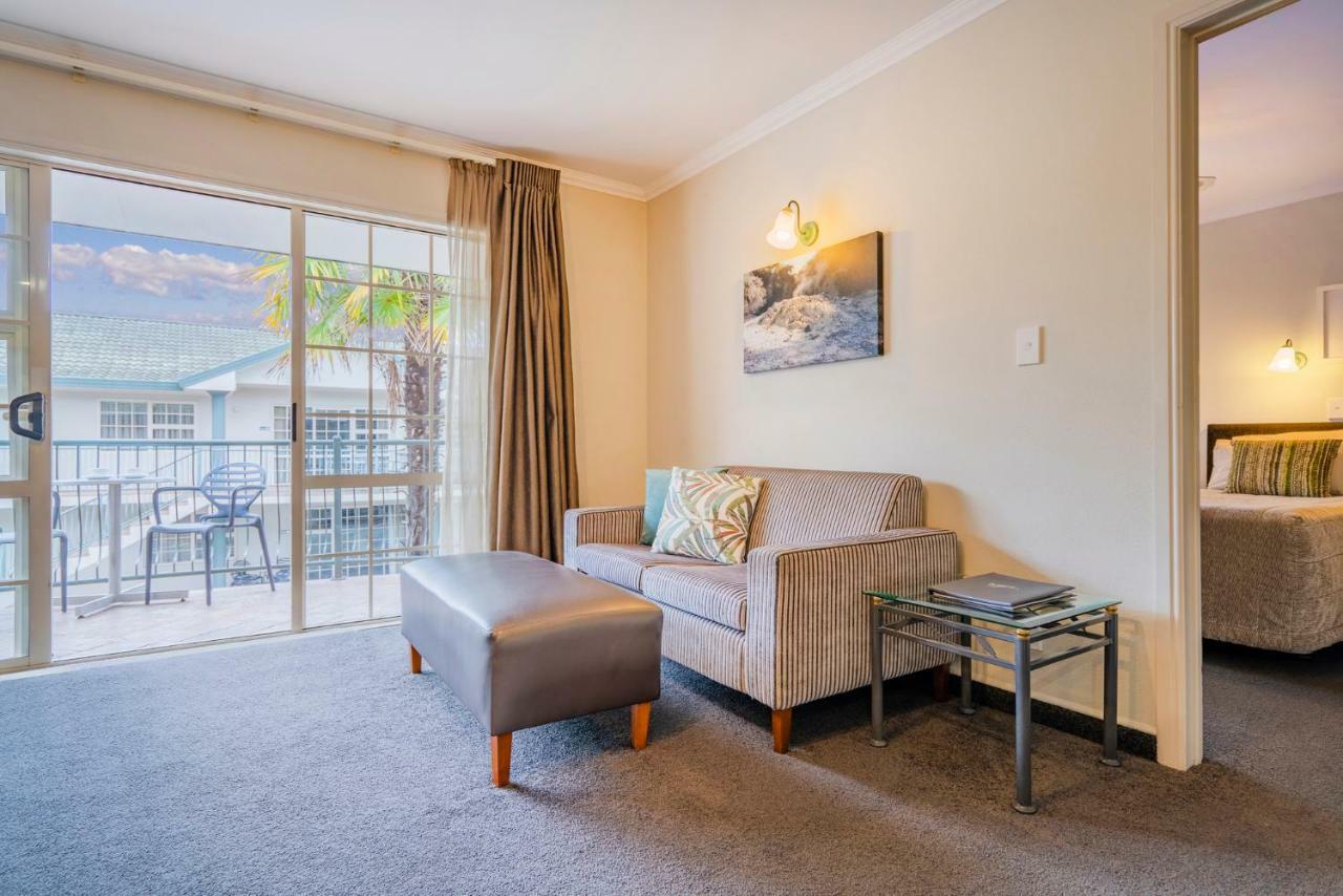 ซิลเวอร์ เฟิร์น แอคคอมโมเดชั่น แอนด์ สปา Motel โรโตรัว ภายนอก รูปภาพ A typical one-bedroom apartment at the hotel
