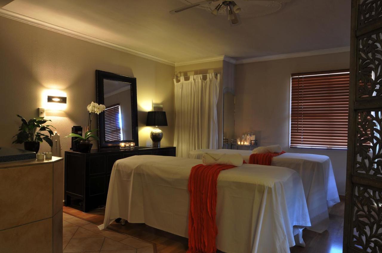 ซิลเวอร์ เฟิร์น แอคคอมโมเดชั่น แอนด์ สปา Motel โรโตรัว ภายนอก รูปภาพ A massage room at a spa